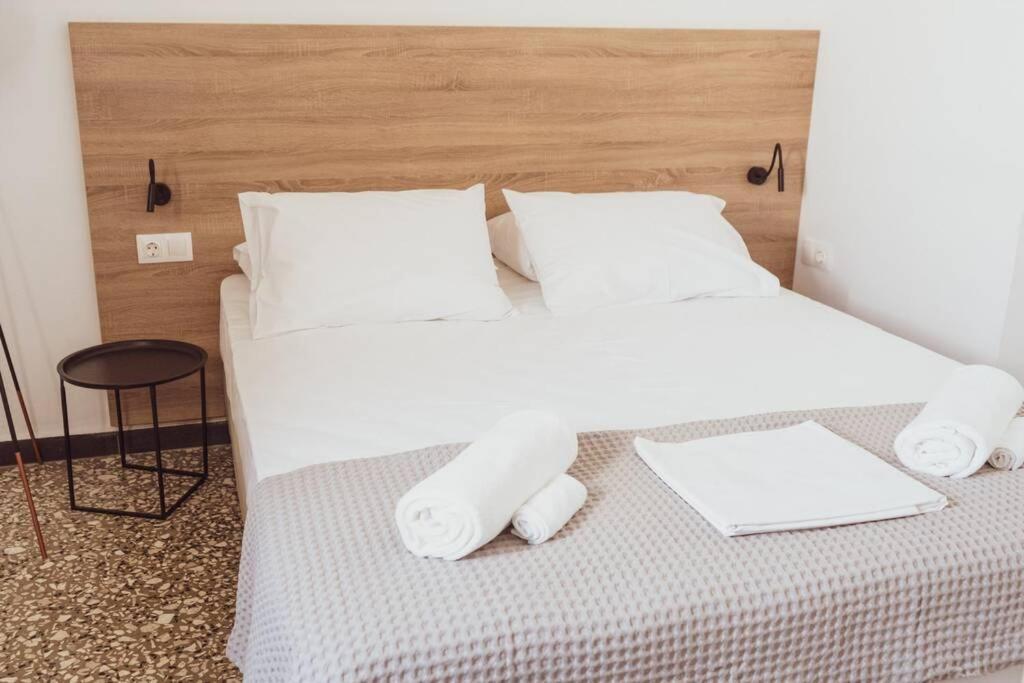 Sunny Downtown Appartment A/C Wifi C1 Heraklion Exteriör bild