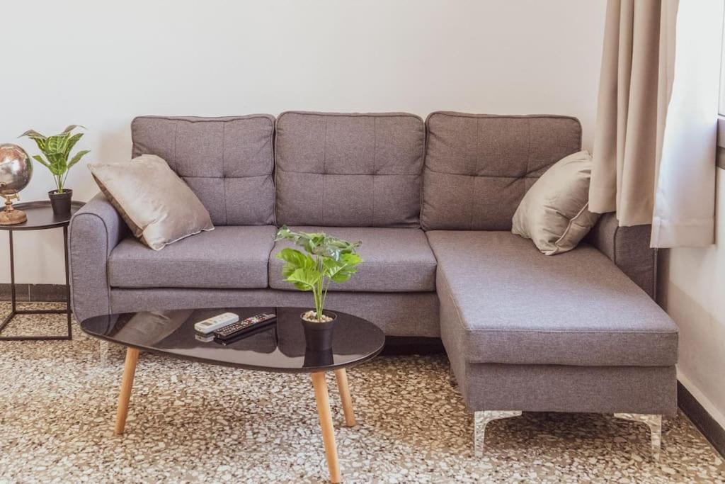 Sunny Downtown Appartment A/C Wifi C1 Heraklion Exteriör bild